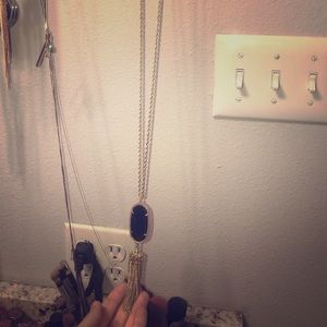 Kendra Scott necklace